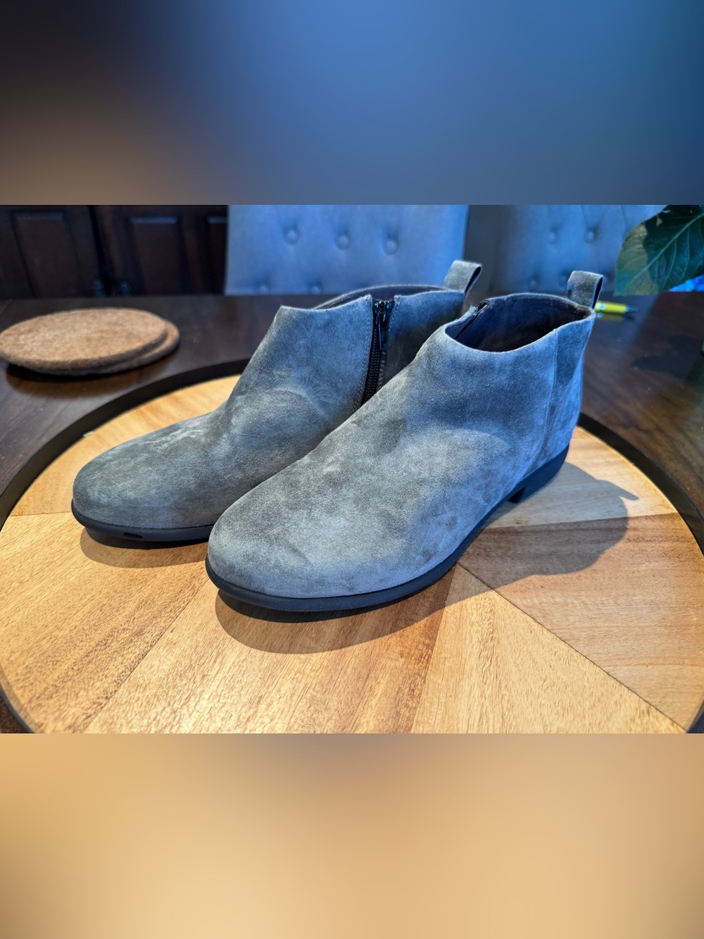 Aerosoles NWOT Gray Suede Chelsea Boots - Casual Zip Ankle Boots